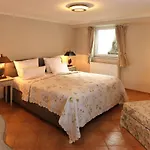 Strand Lodge Apartman