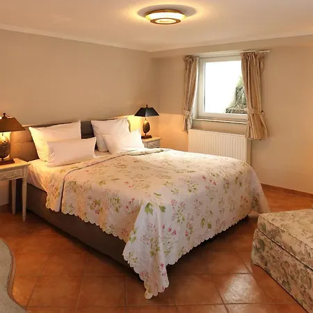 Strand Lodge Apartment